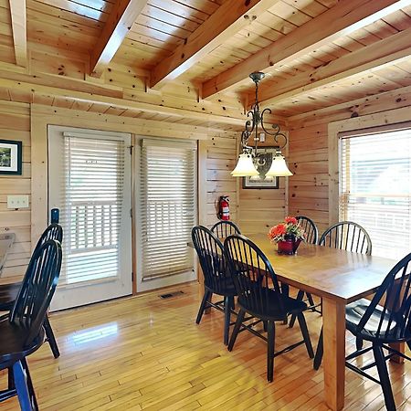 Serenity Peak Villa Pigeon Forge Dış mekan fotoğraf