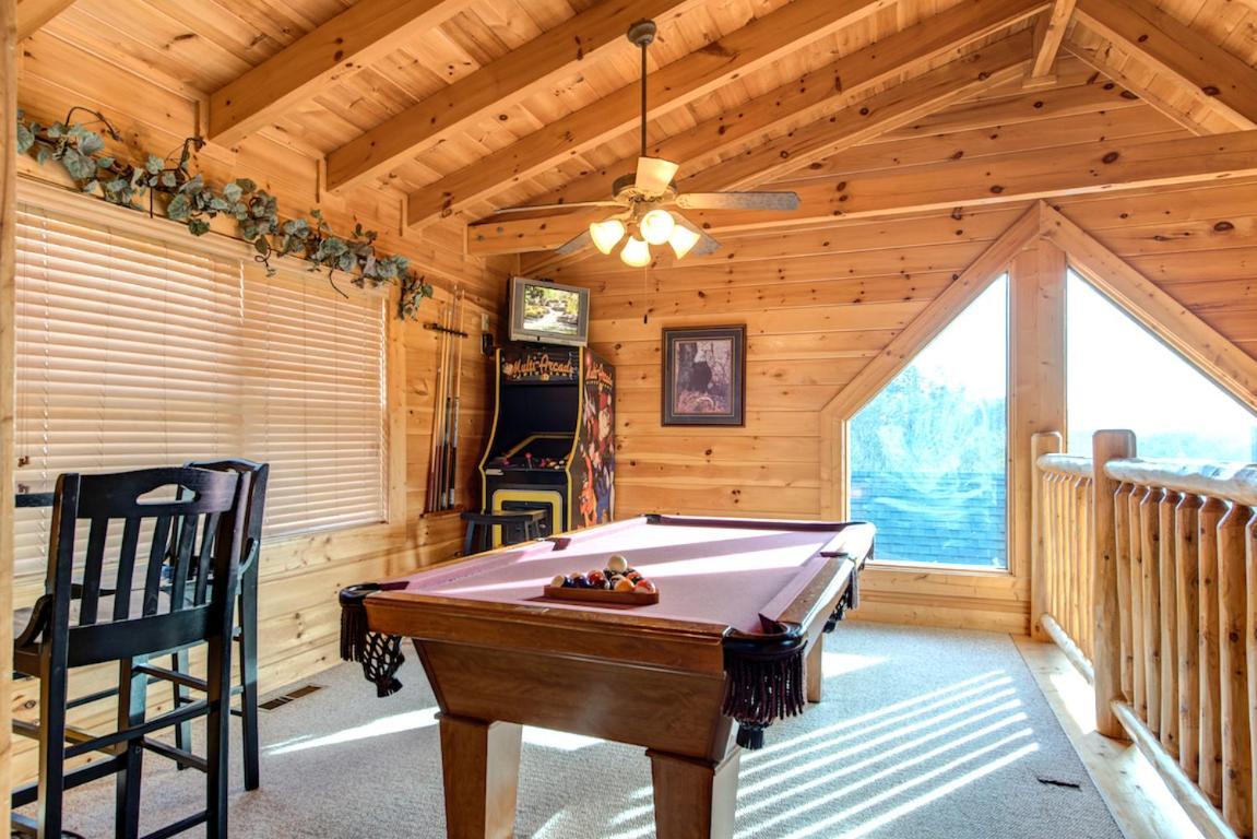 Serenity Peak Villa Pigeon Forge Dış mekan fotoğraf